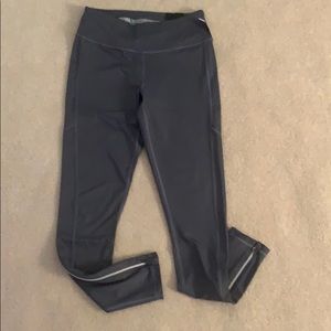 Victoria’s Secret Sport knockout workout tight